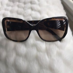 Tory Burch Sunglasses  🕶